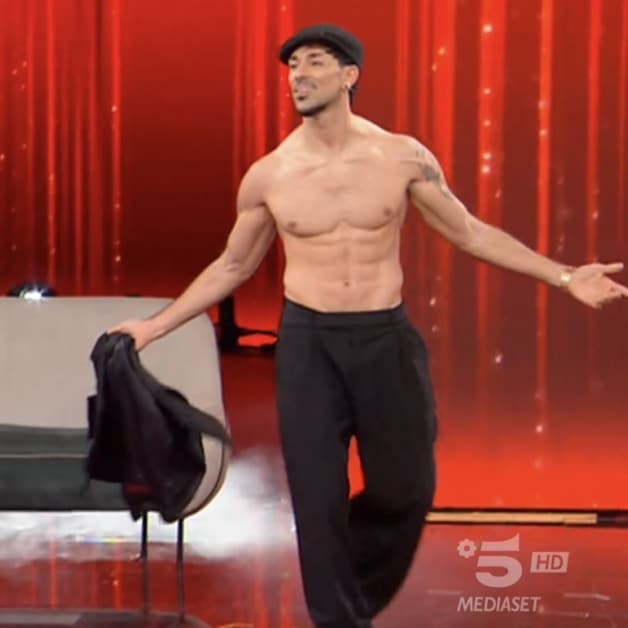 Amici Ballerino eliminato a .jpg