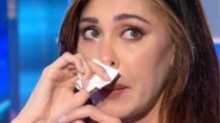 Belen svela in TV la sua vita .jpg