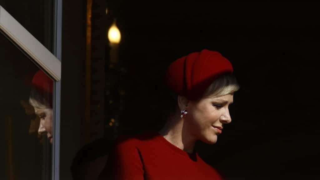 Charlene di Monaco i look in .jpg