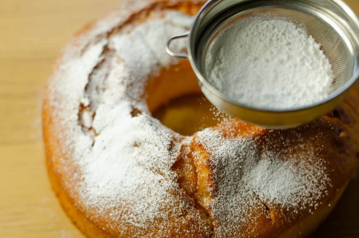 Ciambellone alla panna scaled.jpeg