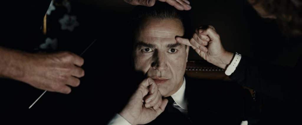 Cristobal Balenciaga la serie.jpg