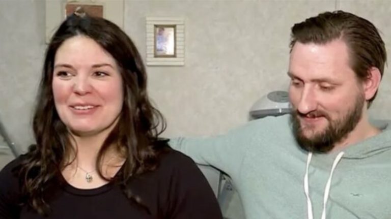Donna con Doppio Utero Incinta.jpg