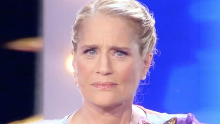 Ex giurata di Amici smentisce .jpg