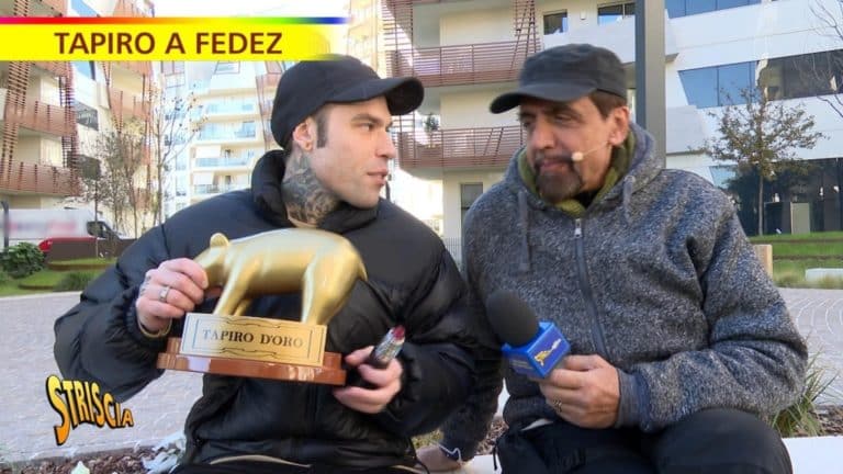 Fedez riceve il Tapiro dOro p.jpg