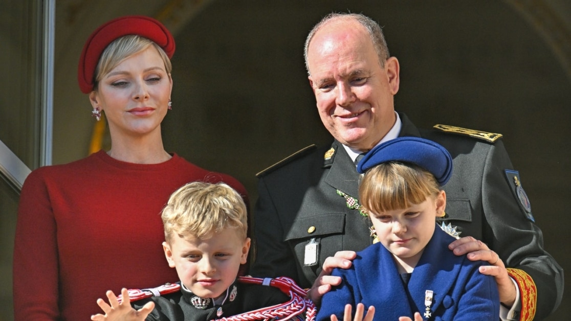 Foto della Festa Nazionale del Principato: Charlène di Monaco, Charlotte Casiraghi e Beatrice Borromeo 1 Foto della Festa Nazionale del.jpg