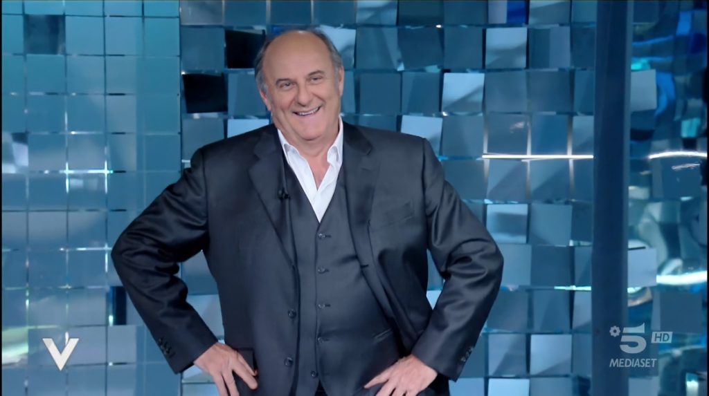Gerry Scotti rinuncia alla pen 1.jpg