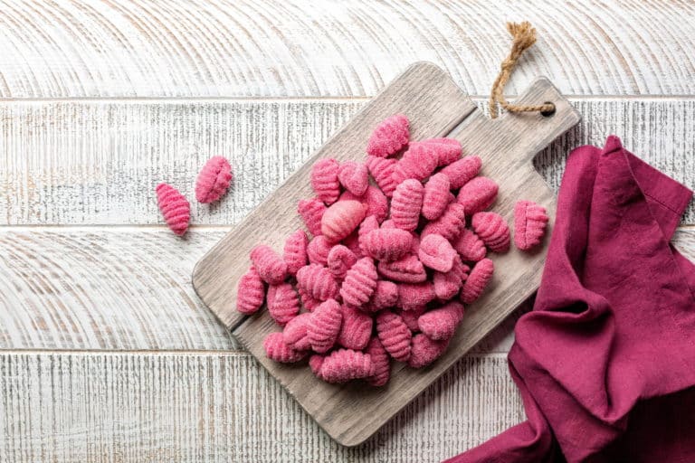 Gnocchi barbabietola scaled.jpg