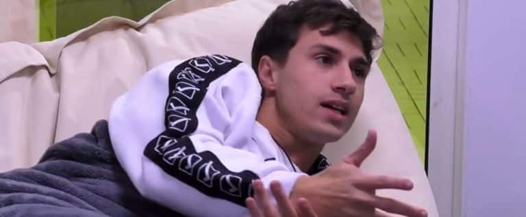 Grande Fratello: Mirko svela il vero rapporto con Angelica e mette i puntini sulle “i” 1 Grande Fratello Mirko svela i 1.jpg