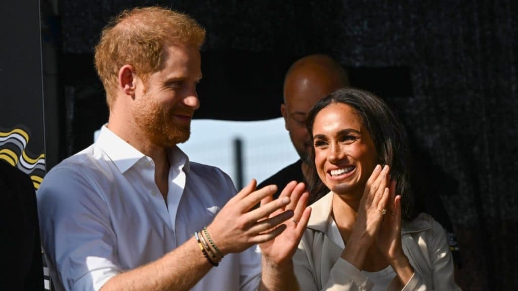 Harry e Meghan Markle Nuova C.jpg