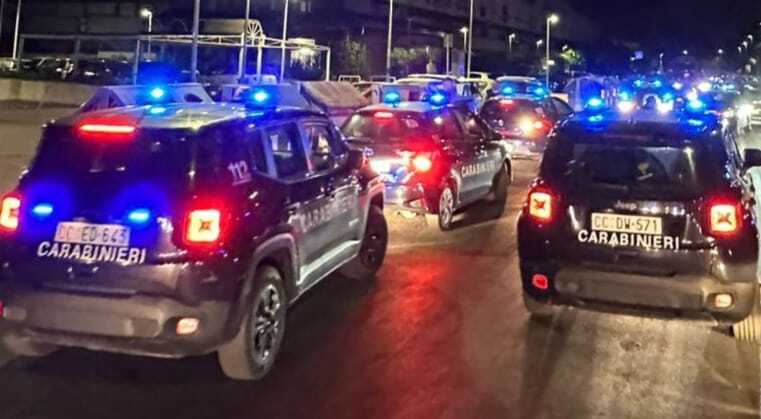 Retata antidroga dei Carabinieri con l’Antimafia, arrestate 13 persone a Roma e Provincia 1 I Carabinieri durante le attivita di questa mattina 3.jpg