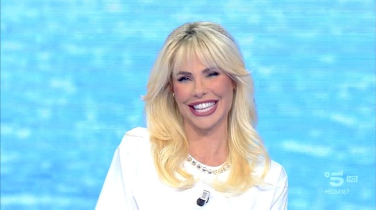 Ilary Blasi e Nuccetelli La v.jpg