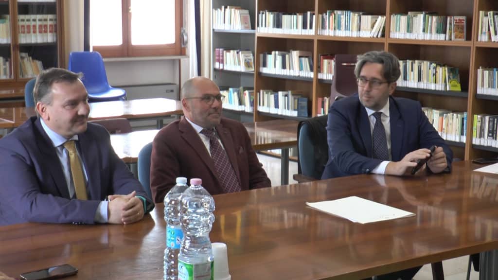 Incontro A14258812.jpg