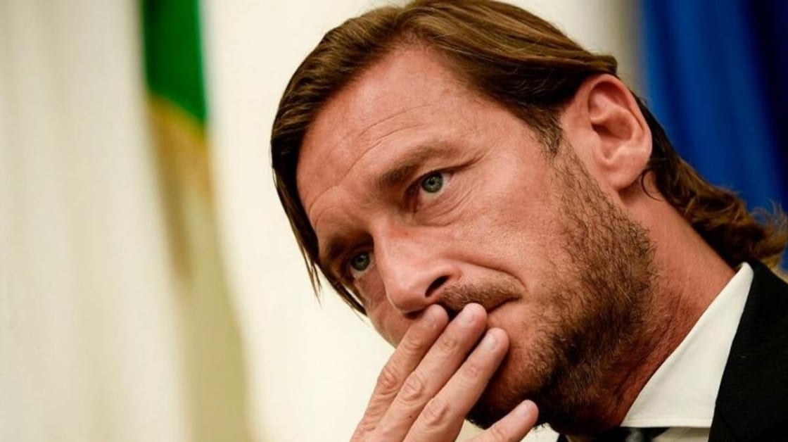 La reazione di Totti alle rive.jpg