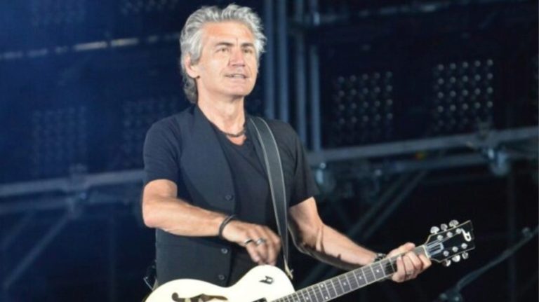 Luciano Ligabue: Ultime notizie sconvolgenti sul famoso cantautore italiano 1 Luciano Ligabue Ultime notizi.jpg