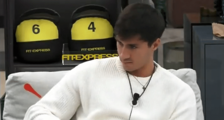 Mirko cerca di riconquistare G.png