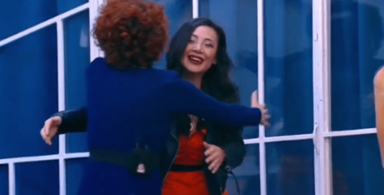 Retroscena dellex naufrago S.png
