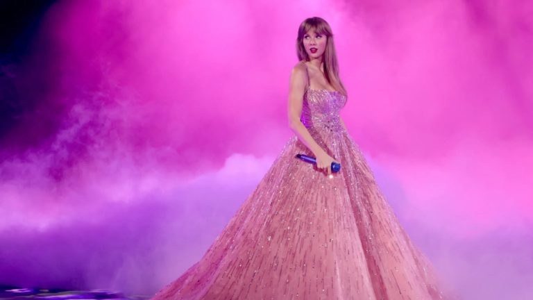 Taylor Swift posticipa il tour.jpg