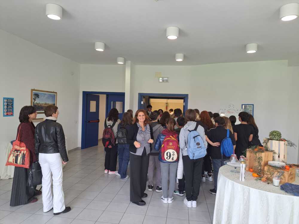 Gli studenti della Alpi in visita all’Alberghiero di Ladispoli per l’open day 1 alpi alberghiero ladispoli.jpeg