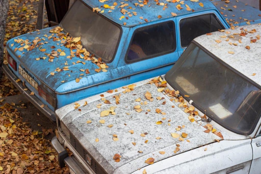auto parcheggiata.jpg