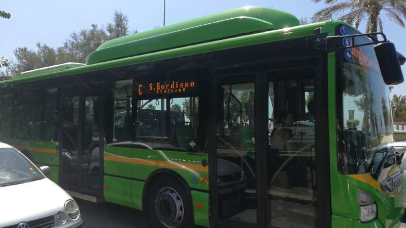 bus metano civitavecchia 2.jpg