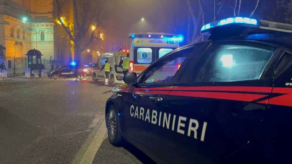 carabinieri 118 ambulanza.jpg