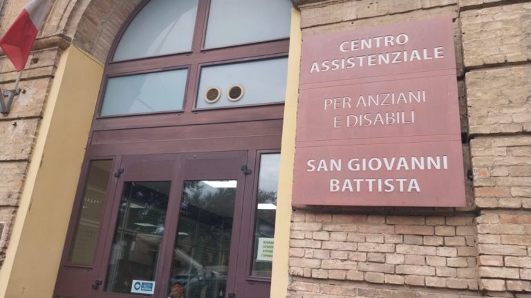 centro anziani san giovanni.jpeg