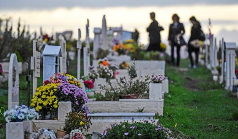 cimitero.jpg