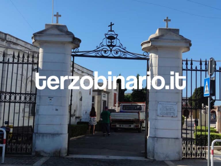 cimitero vecchio via aurelia monumentale civitavecchia 1.jpg