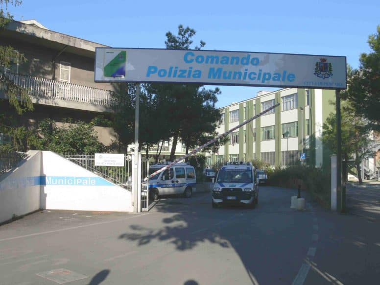 comandopoliziamunicipalepescara e1563879503990.jpg