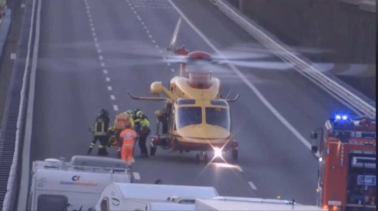 elicottero elisoccorso eliambulanza autostrada a12 incidente 3.jpg