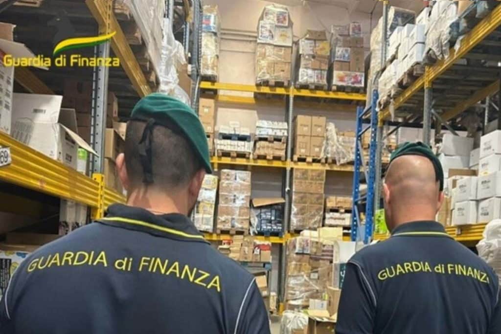 guardia finanza.jpg