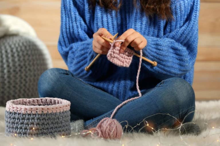 knitting.jpg