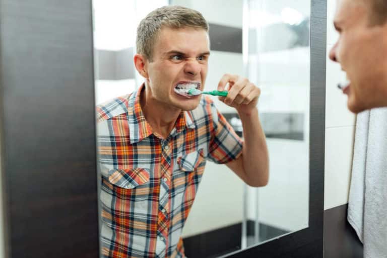 lavare i denti.jpg