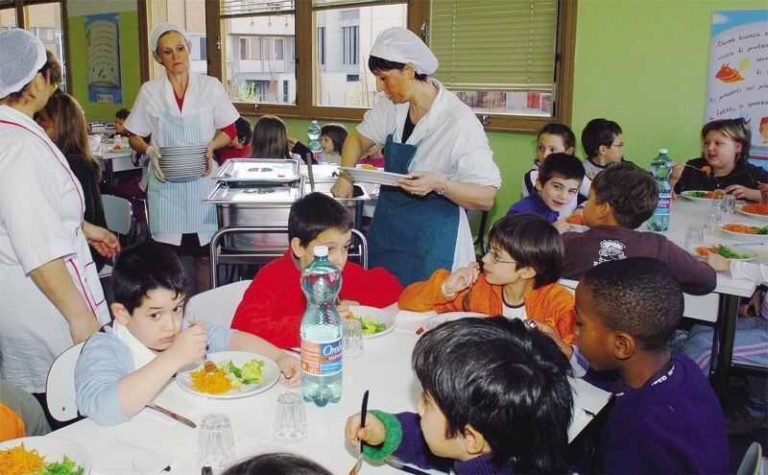 mensa scolastica generica.jpg