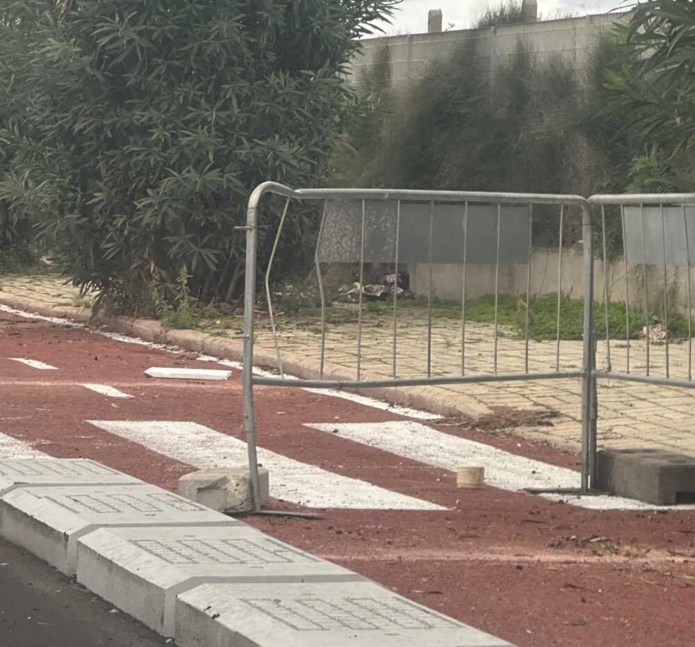 pista ciclabile transenna ladispoli.jpg