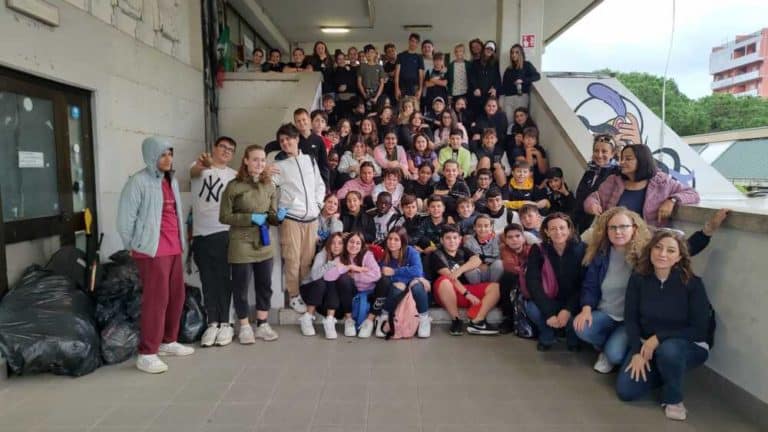 plastic blitz melone ladispoli 1.jpg
