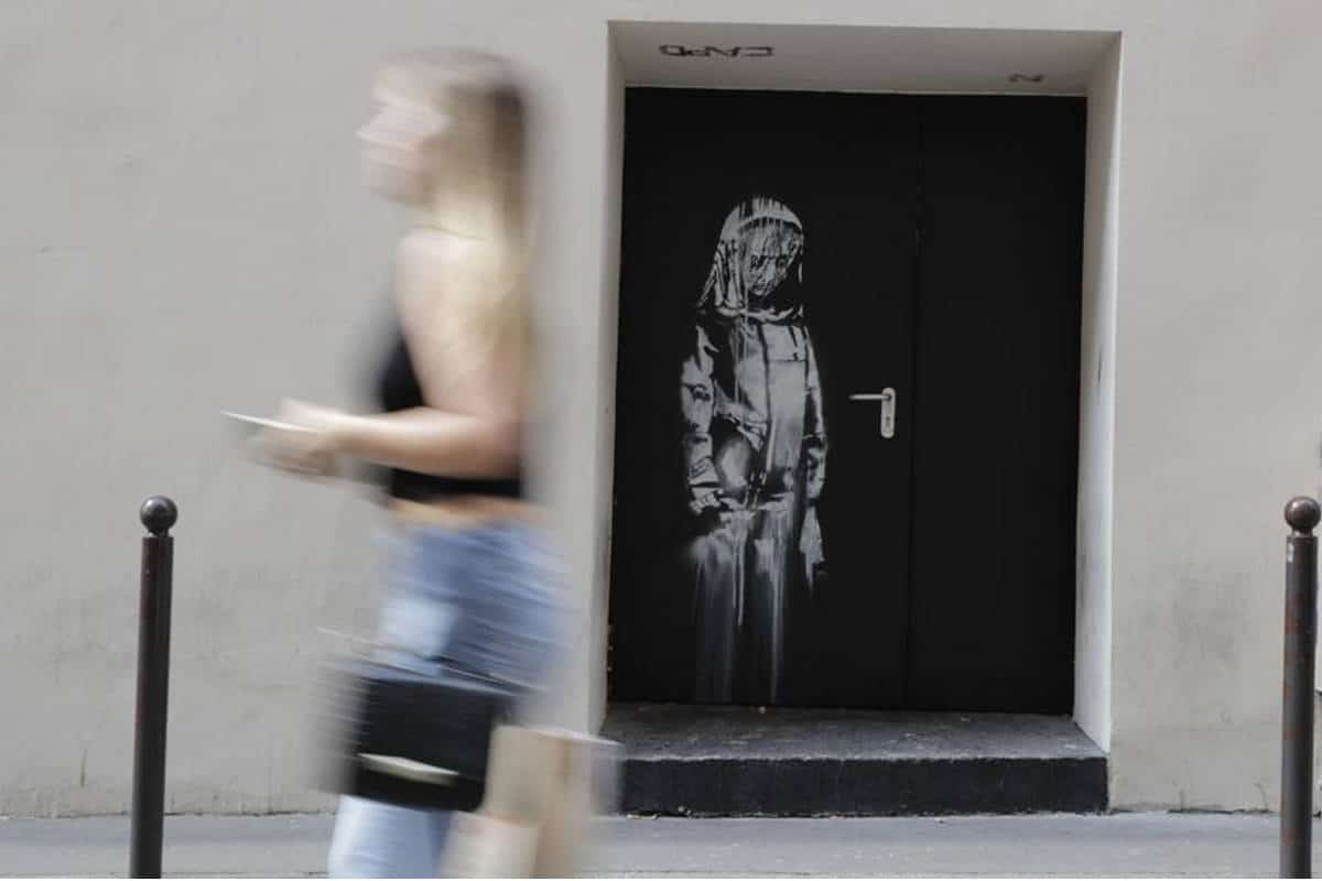 porta bataclan banksy.jpg