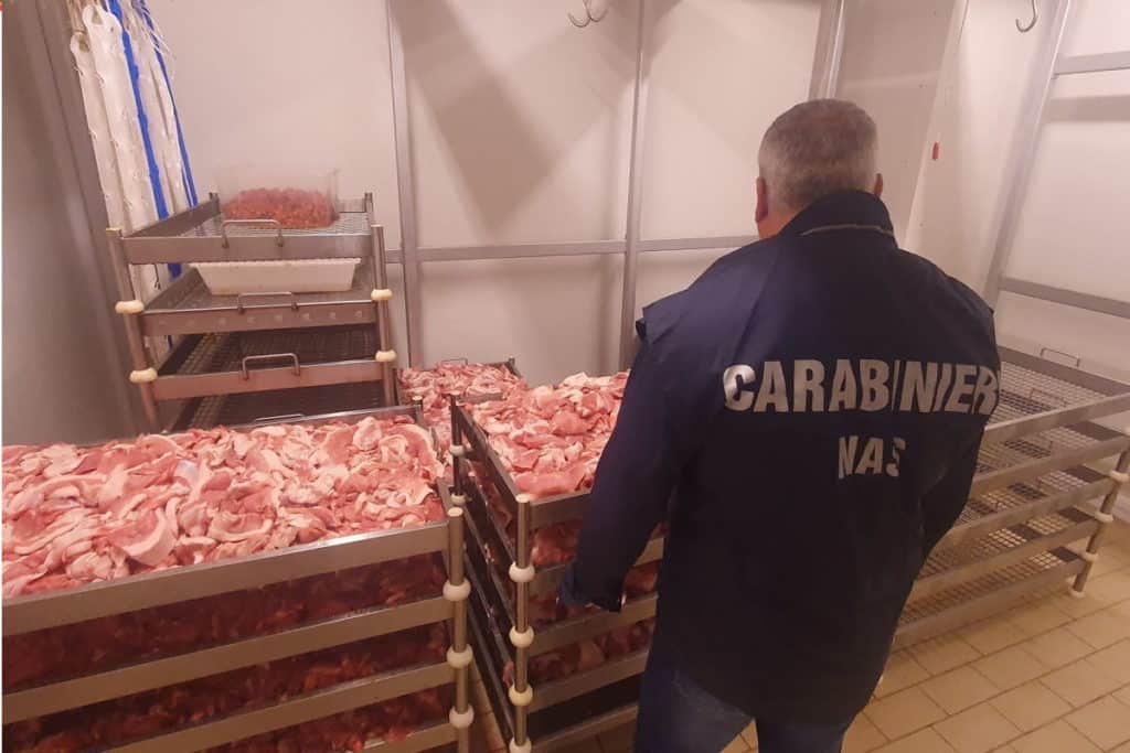 sequestro carne salumi nas.jpg