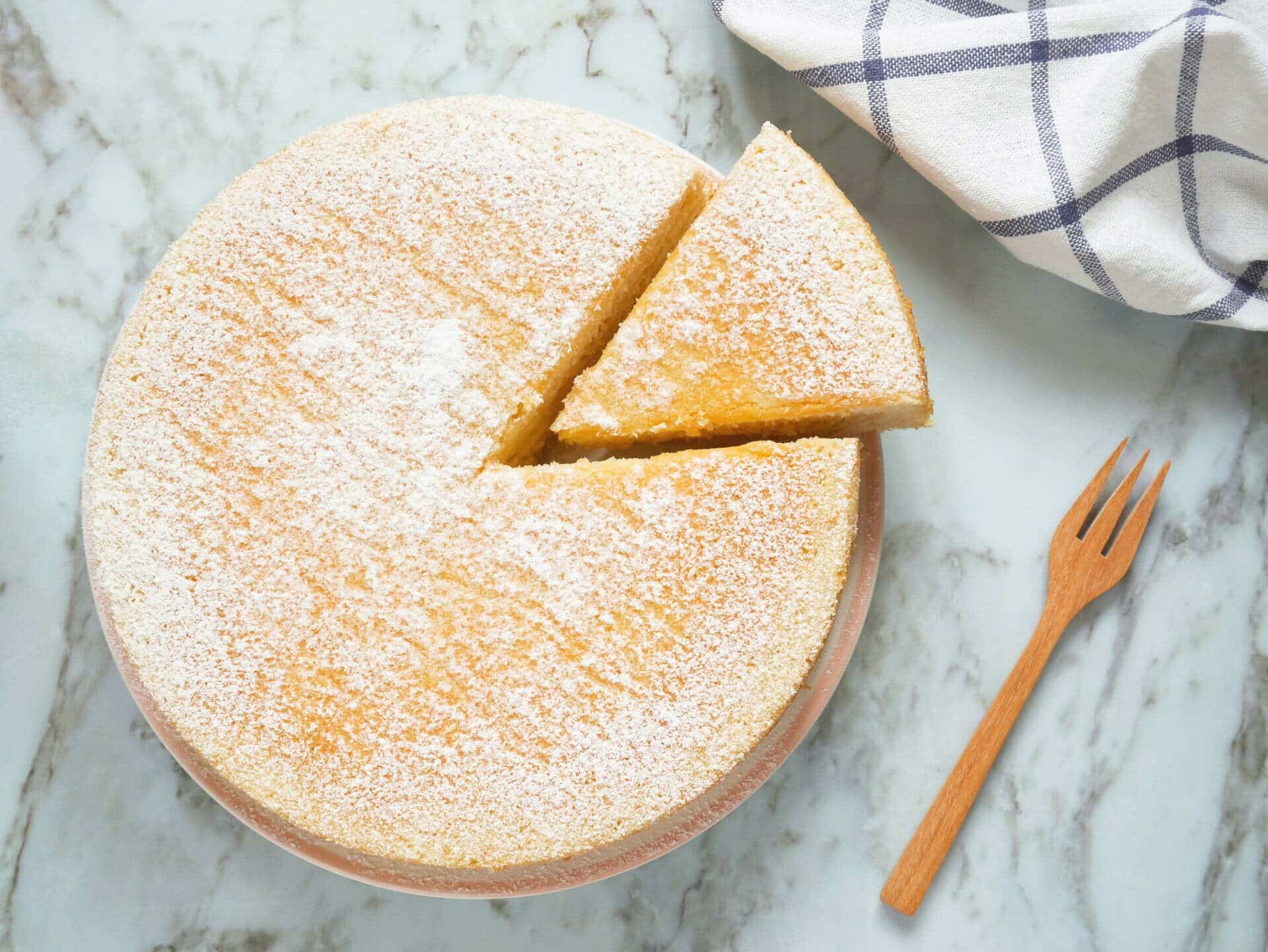 torta cocco pane e mortadella.jpg