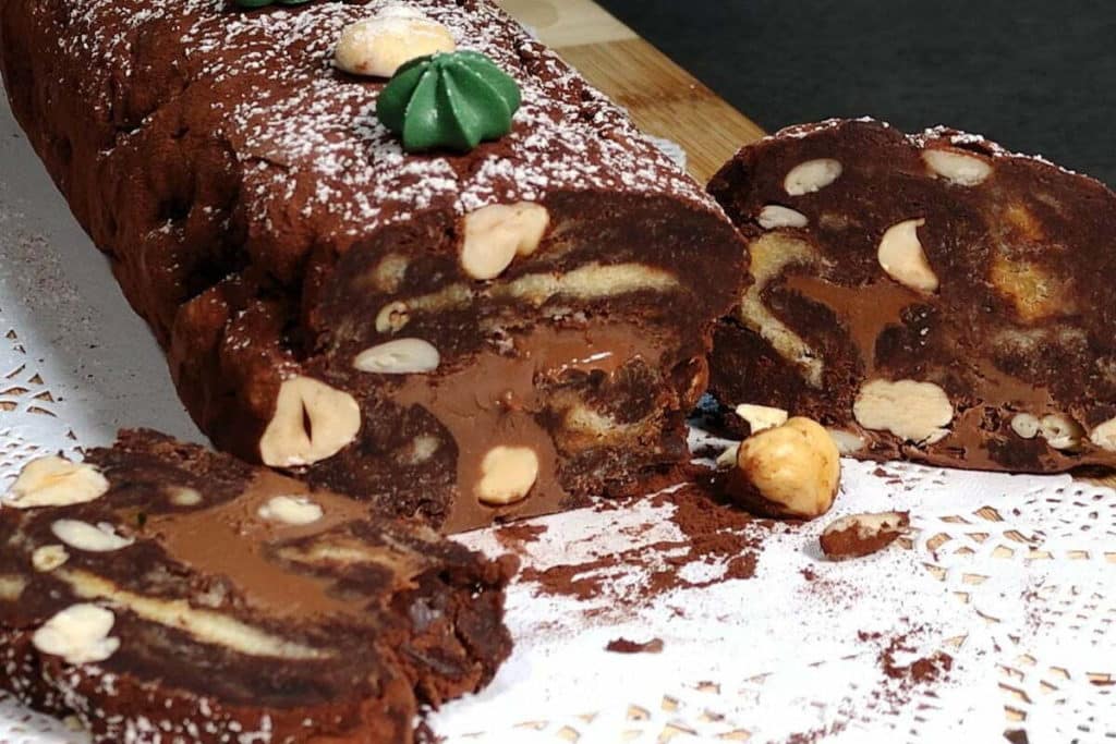 tronchetto con pandoro e nutella.jpg