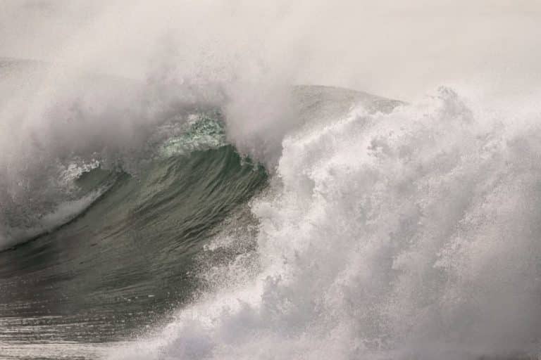 tsunami.jpg