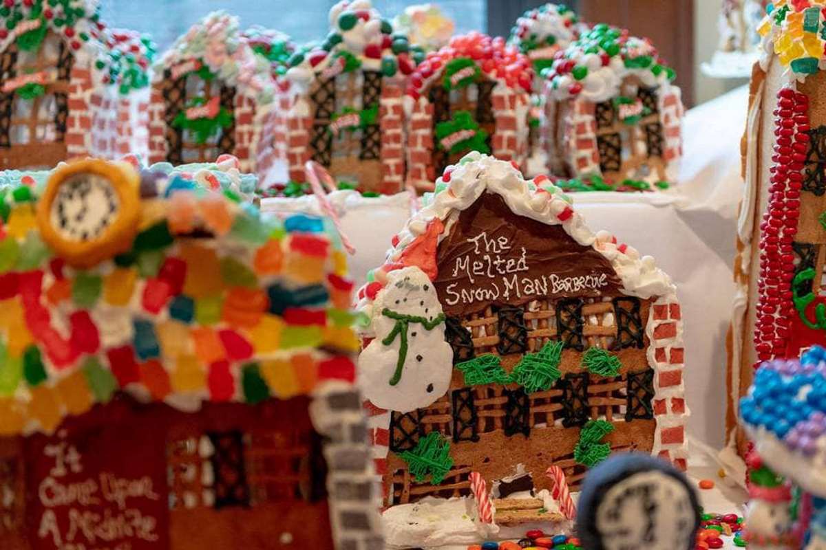 Fantastico! Ecco dove puoi visitare il più grande villaggio di pan di zenzero al mondo 1 vill zenzero.jpg