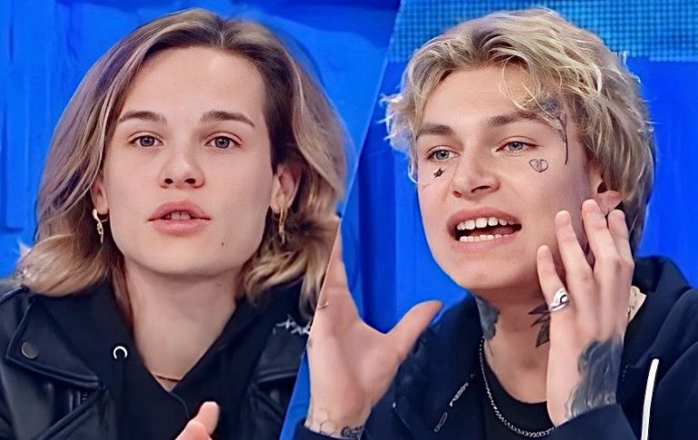 22Anna Pettinelli punisce Ayle .jpg