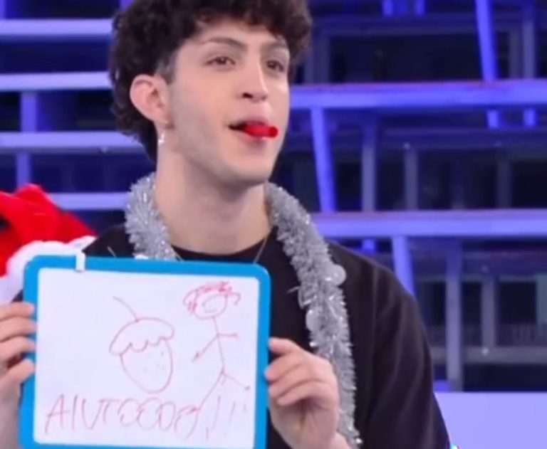 Amici 23 Alunni in pausa per .jpg