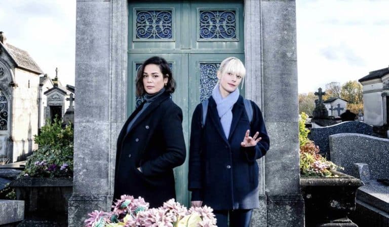Astrid e Raphaelle 5 uscita .jpg