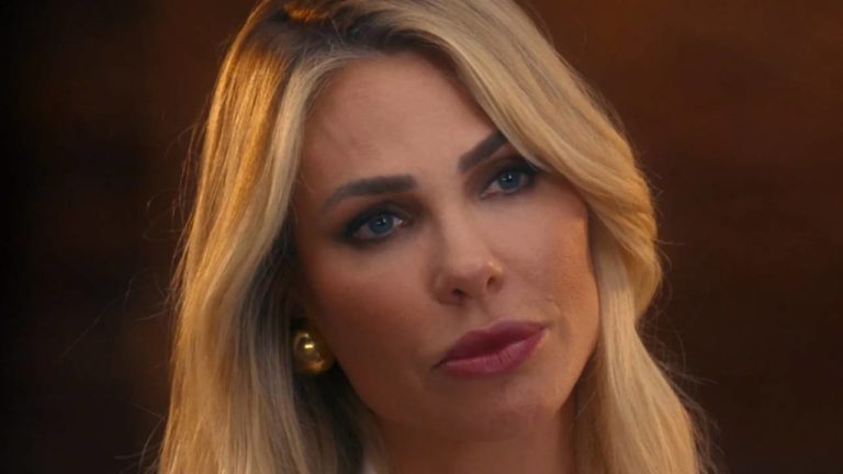Attrice di fama critica durame.jpg