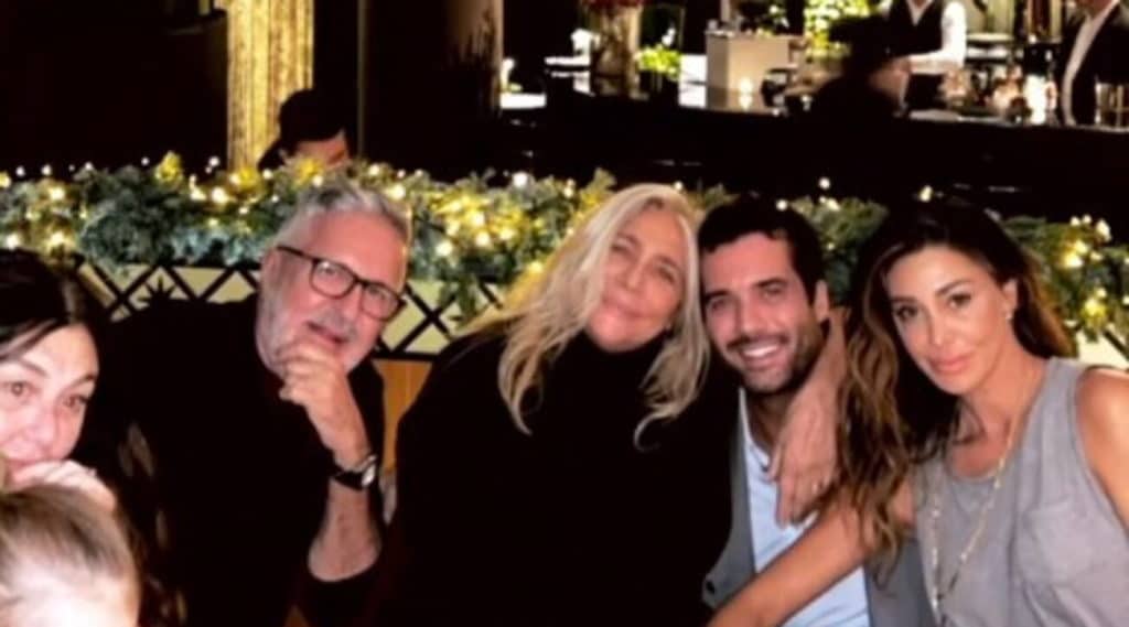 Belen cena con Mara Venier e F.jpg