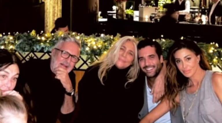 Belen cena con Mara Venier e F.jpg