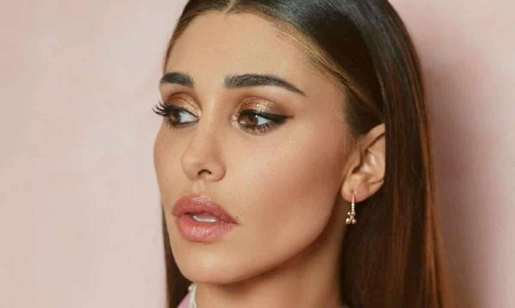 Belen rivela la sua battaglia .jpg