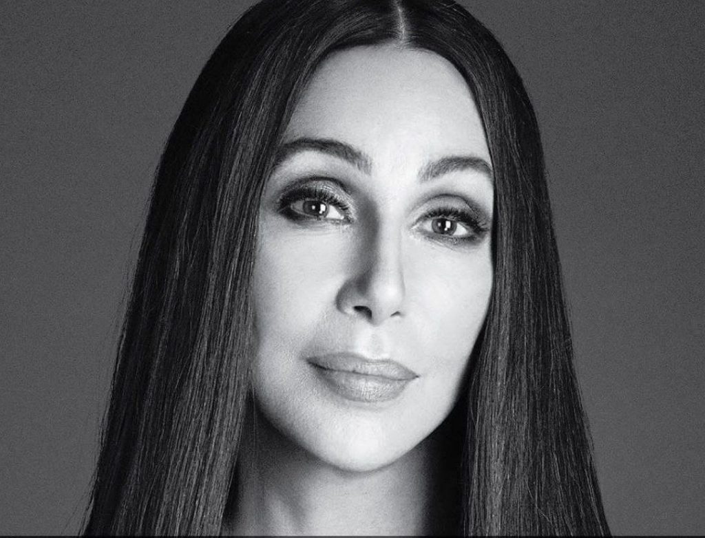 Cher chiede tutela legale per .jpg